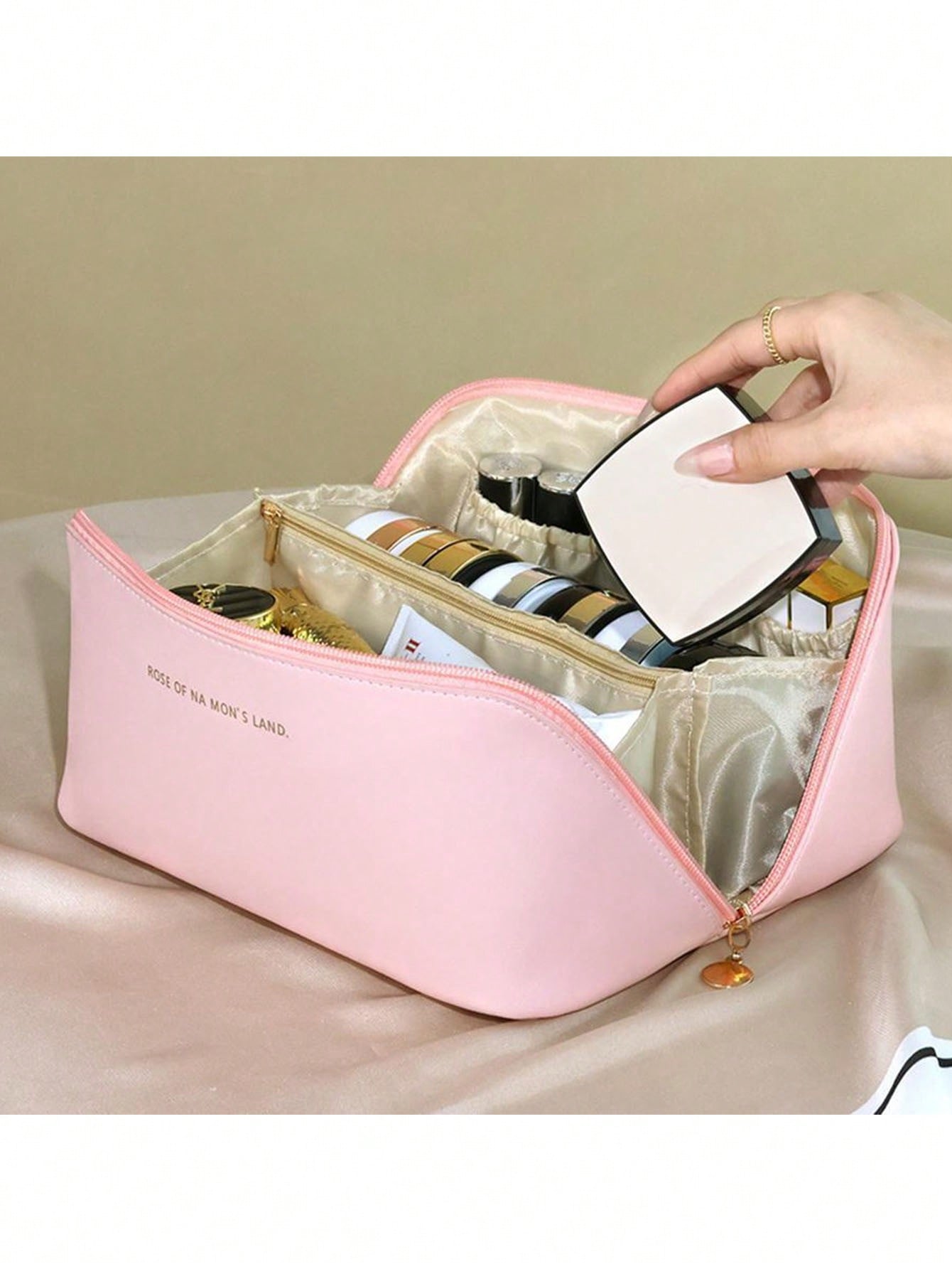 Luxury High End Skincare - Kotak Makeup Mewah Berkualitas Tinggi Multifungsi